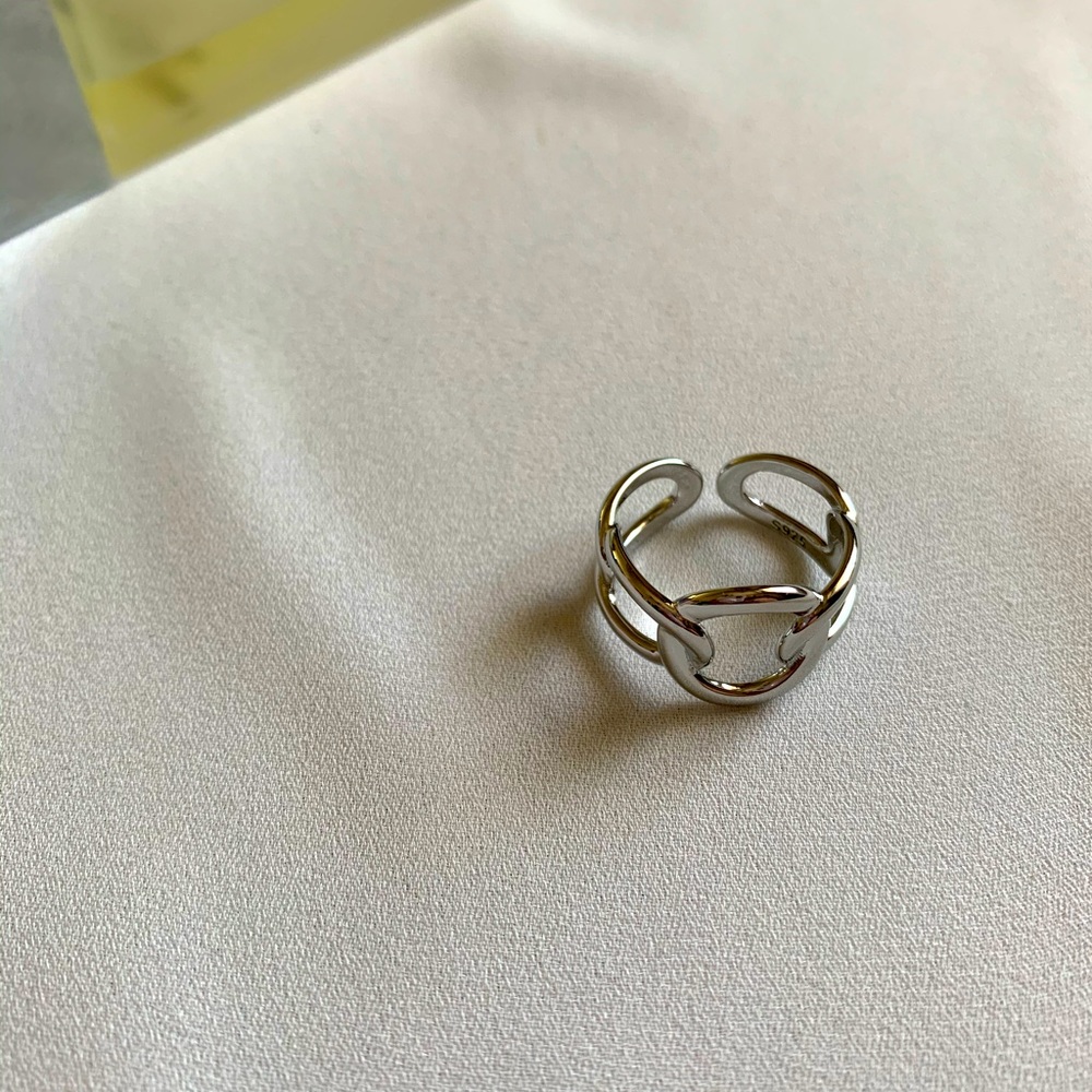 [🍍2 for $22]  Statement Knot Ring